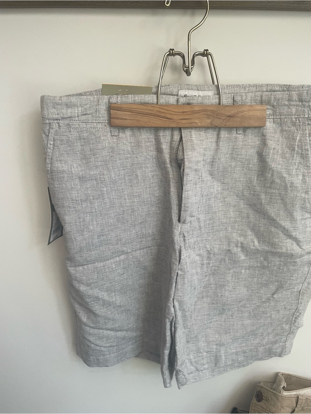 Light Gray Men's Linen-Blend Shorts
